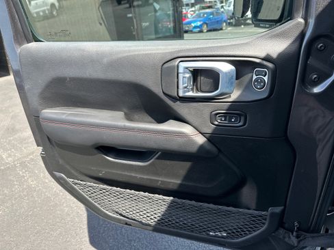 Used 2022 Jeep Gladiator Rubicon AWD/4WD image 19