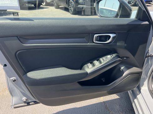 Certified 2025 Honda Civic Sport image 6