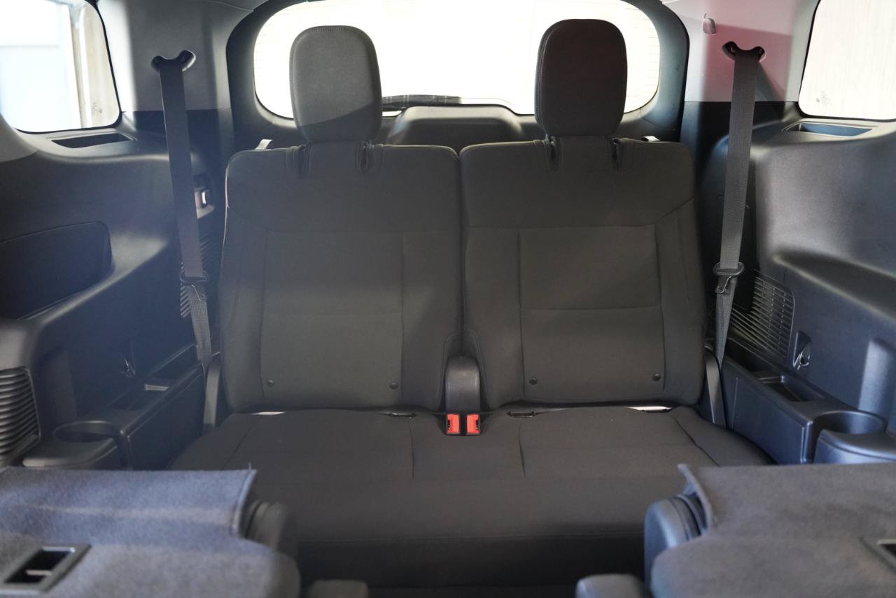 Used 2022 Ford Explorer XLT RWD image 38