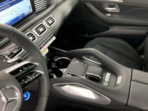 New 2026 Mercedes-Benz GLE 53 AMG 4MATIC image 8