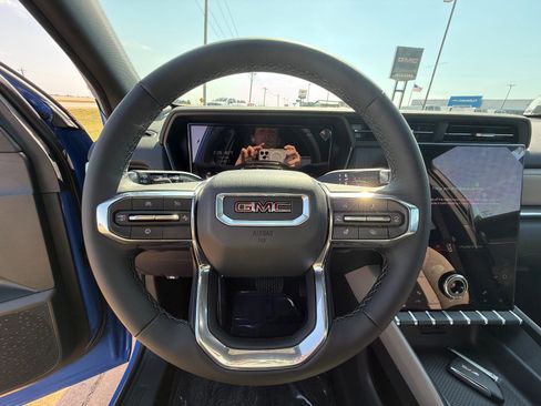 New 2026 GMC Terrain Elevation w/ Black Edition image 21