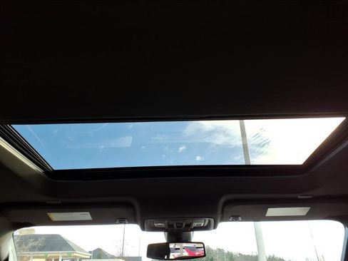 Used 2021 GMC Sierra 1500 Denali w/ Denali Premium Package image 13