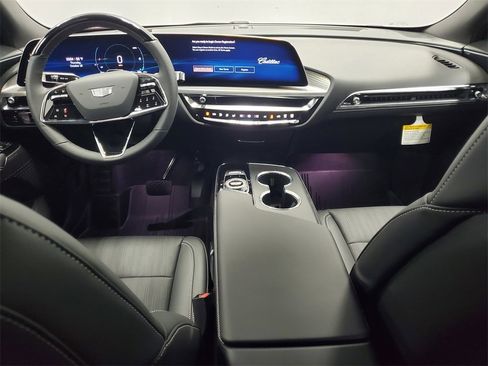 New 2026 Cadillac Lyriq Sport image 5