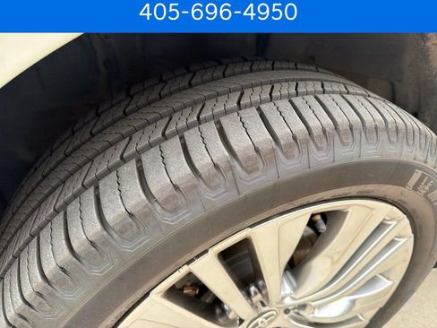Used 2021 Toyota Venza XLE w/ Softex Package AWD/4WD image 37
