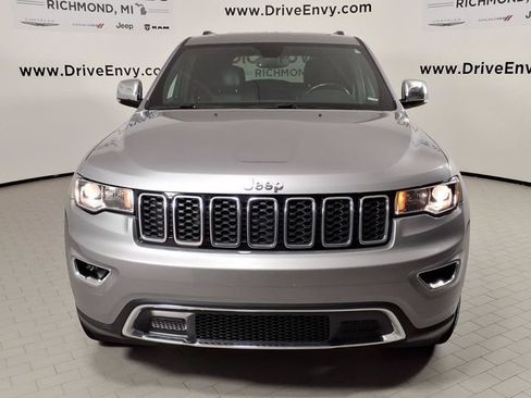 Used 2021 Jeep Grand Cherokee Limited AWD/4WD image 2