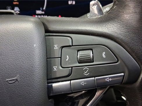 Used 2025 Cadillac CT5 Premium Luxury image 30