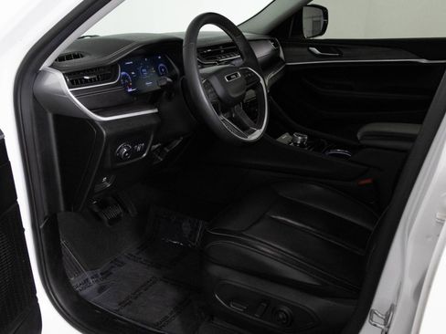 Used 2023 Jeep Grand Cherokee Limited w/ Trailer Tow Prep Group (B) image 19