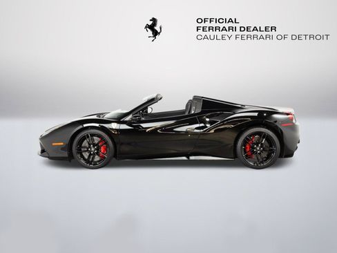 Certified 2017 Ferrari 488 Spider RWD image 5