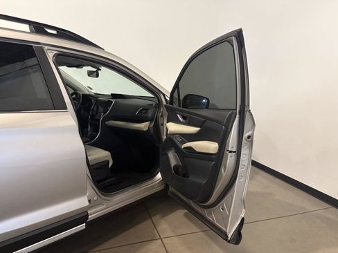 Used 2020 Subaru Ascent Limited AWD/4WD image 45