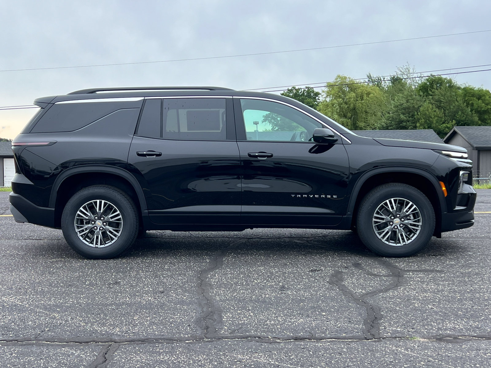 New 2026 Chevrolet Traverse LT w/ Driver Confidence Package AWD/4WD image 47