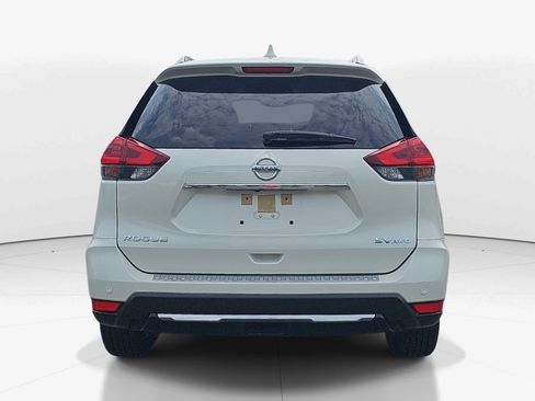 Used 2020 Nissan Rogue SV w/ Premium Package AWD/4WD image 5