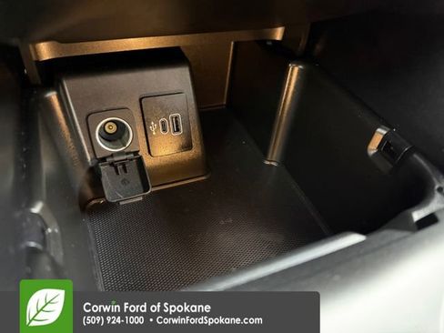 Certified 2025 Ford Explorer ST-Line image 32