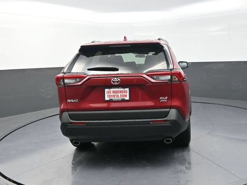 New 2025 Toyota RAV4 XLE w/ Convenience Package AWD/4WD image 6