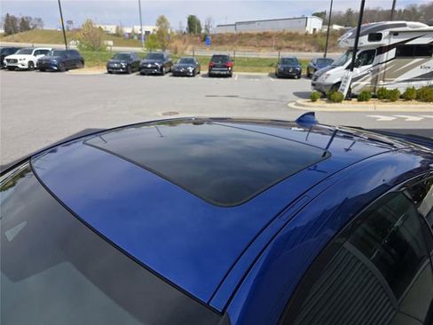 Used 2022 BMW M4 Coupe w/ Executive Package image 13