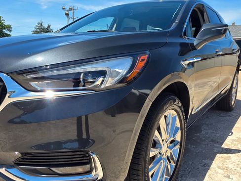 Used 2020 Buick Enclave Essence AWD/4WD image 27