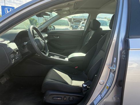Used 2024 Honda Accord EX image 17