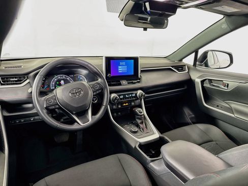 Used 2023 Toyota RAV4 SE w/ Weather & Moonroof Package AWD/4WD image 22
