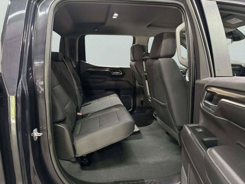 Used 2023 Chevrolet Silverado 1500 LT AWD/4WD image 36