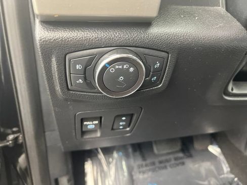 Used 2020 Ford F150 Lariat w/ Snow Plow Prep Package AWD/4WD image 14