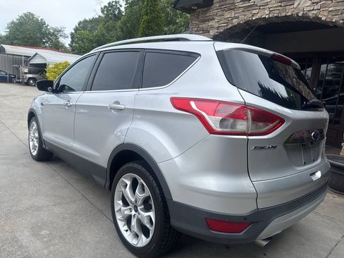 Used 2014 Ford Escape Titanium w/ Equipment Group 401A AWD/4WD image 3