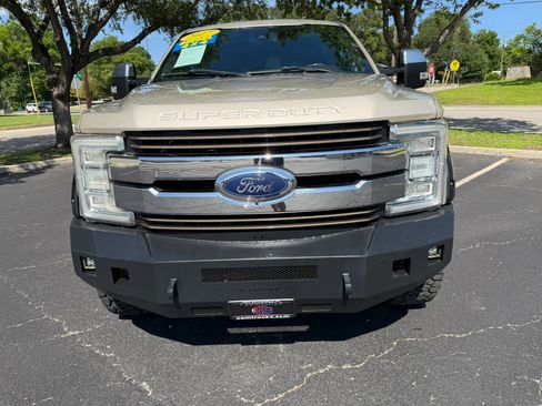 Used 2017 Ford F250 King Ranch w/ King Ranch Ultimate Package AWD/4WD image 2