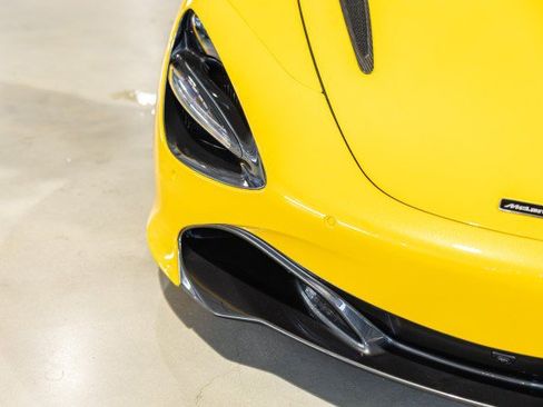 Used 2021 McLaren 720S Performance RWD image 13
