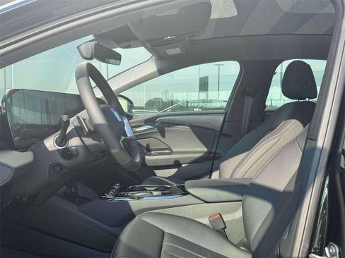 New 2025 Audi A6 e-tron Premium AWD/4WD image 8