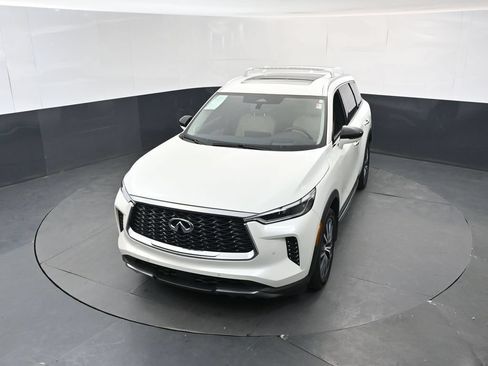 Used 2025 INFINITI QX60 Sensory w/ Vision Package AWD/4WD image 30