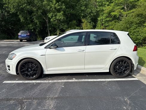 Used 2016 Volkswagen Golf R 4-Door AWD/4WD image 2