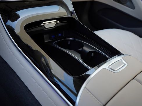 New 2025 Mercedes-Benz S 580 4MATIC Sedan image 25