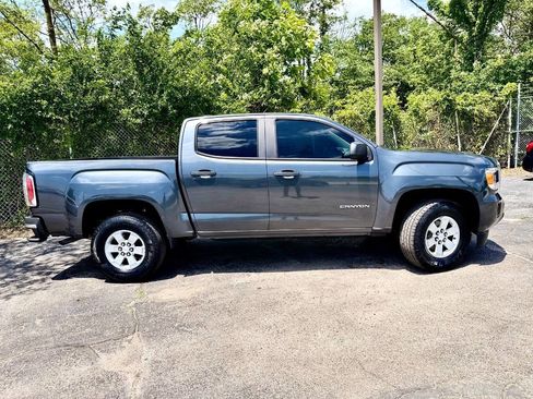 Used 2016 GMC Canyon 2WD Crew Cab w/ Convenience Package image 2
