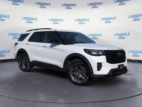 New 2026 Ford Explorer ST w/ Sun And Sound Package image 2