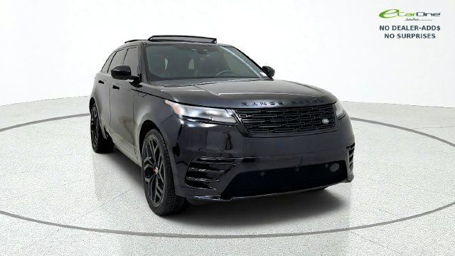 Used 2024 Land Rover Range Rover Velar Dynamic SE AWD/4WD image 2