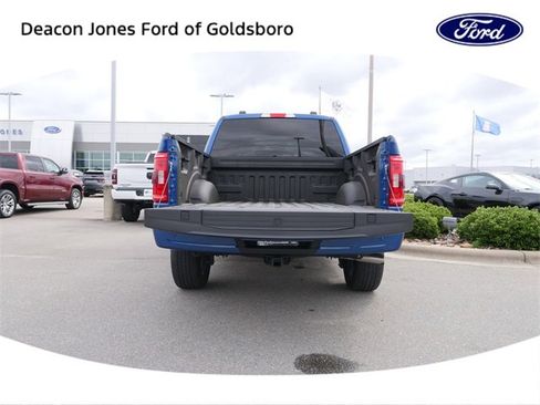 Certified 2022 Ford F150 XLT w/ Equipment Group 302A High image 5