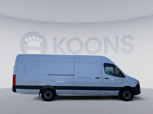 New 2025 Mercedes-Benz Sprinter 2500 image 7