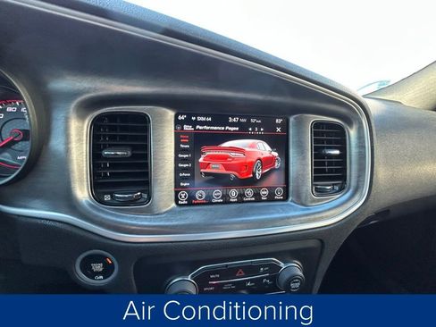 Used 2017 Dodge Charger R/T image 32