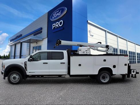 New 2025 Ford F550 4x4 Crew Cab Super Duty image 22
