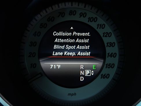 Used 2015 Mercedes-Benz E 400 4MATIC Sedan image 27