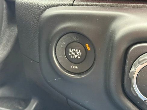 Used 2021 Jeep Wrangler Unlimited Rubicon AWD/4WD image 19