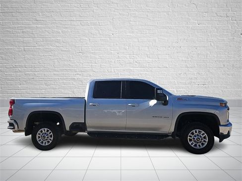 Used 2023 Chevrolet Silverado 2500 LT w/ Convenience Package image 5