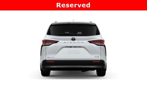 New 2026 Toyota Sienna Limited image 8