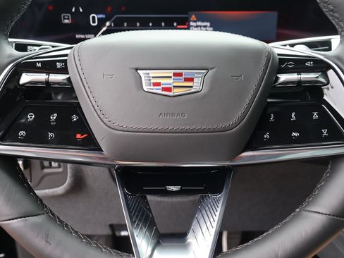 Certified 2025 Cadillac Escalade ESV V AWD/4WD image 24