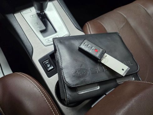 Used 2014 Subaru Outback 2.5i Limited image 24