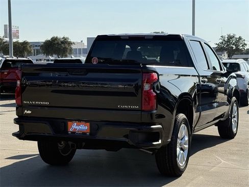 New 2026 Chevrolet Silverado 1500 Custom image 4