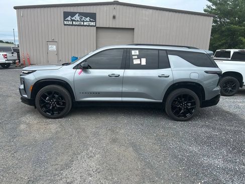 Used 2024 Chevrolet Traverse RS AWD/4WD image 7