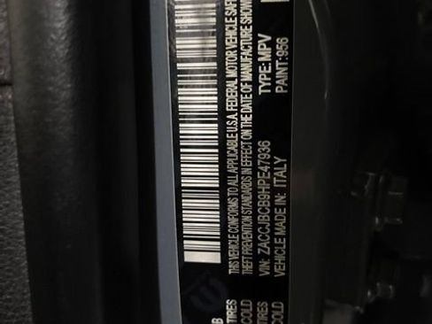 Used 2017 Jeep Renegade Trailhawk AWD/4WD image 44