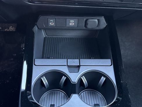 New 2026 Toyota Prius Plug-In Hybrid image 30