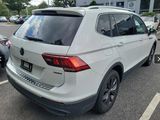 Used 2022 Volkswagen Tiguan SE image 3