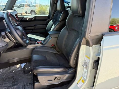 Certified 2024 Ford Bronco Raptor w/ Interior Carbon Fiber Pack 6 AWD/4WD image 32
