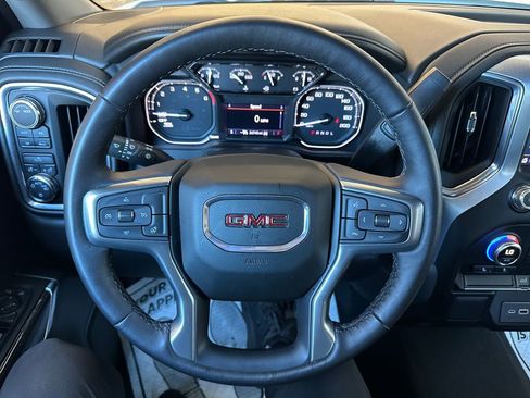 Used 2022 GMC Sierra 1500 SLE AWD/4WD image 2